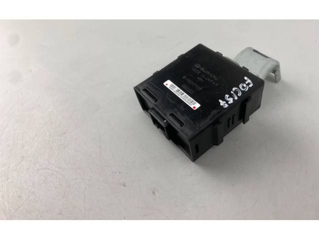 Блок управления 88183SA010 Subaru Forester SG