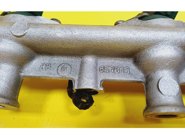 Vstřikovací lišta 857013 Renault Espace III