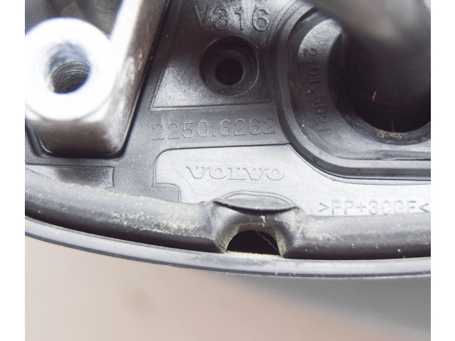 Зеркало электрическое правое Volvo XC40