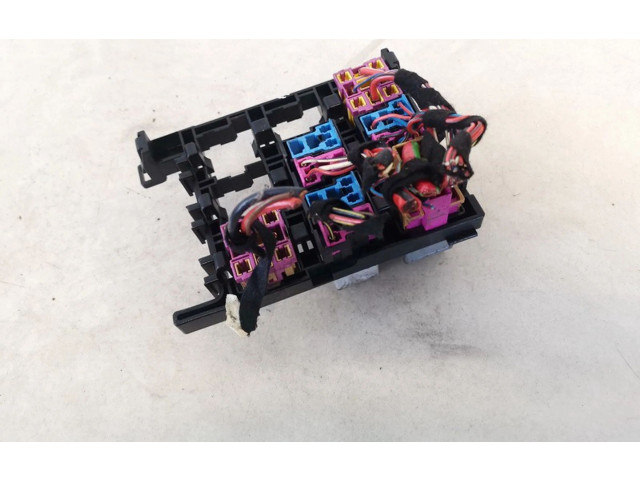 Pojistková skříňka 1t1937503a, 1T1937503A Volkswagen Tiguan 2008