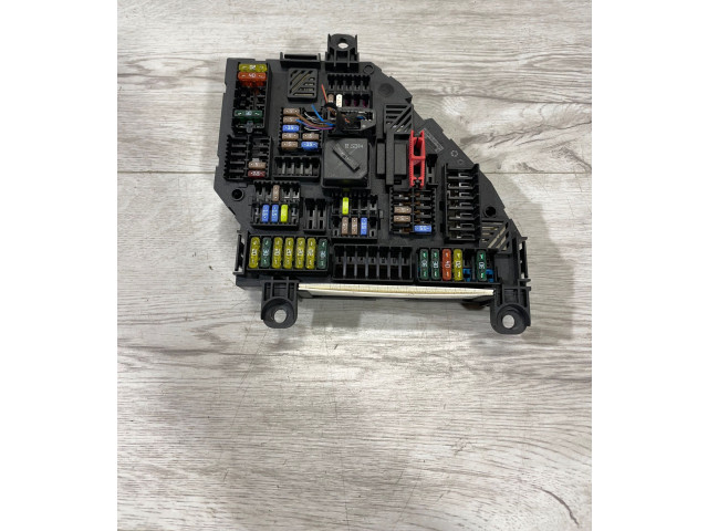 Блок предохранителей 9210860, 117033453   BMW X3 G01    