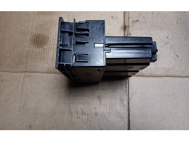 Блок управления климат-контролем 5047502   Saab 9-5