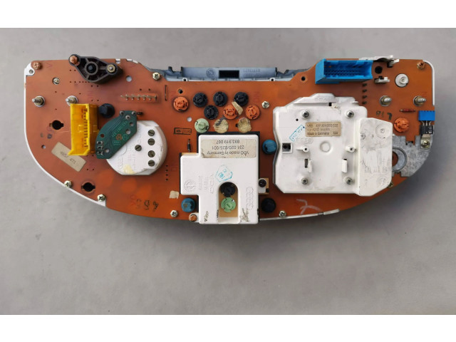 Přístrojová deska Audi 80 90 B3 1990 893919067, 231020025001