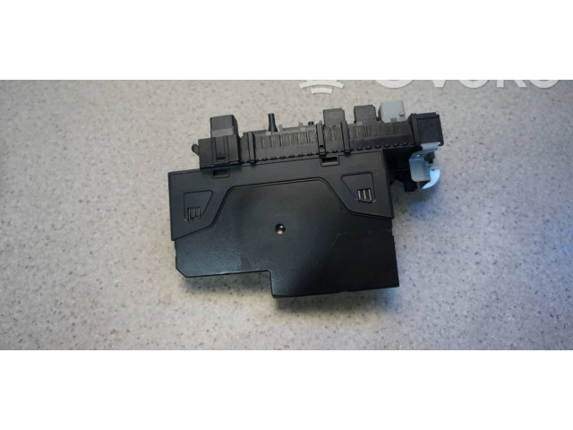 Řídící jednotka 1729060205 Mercedes-Benz SLK R172 2011