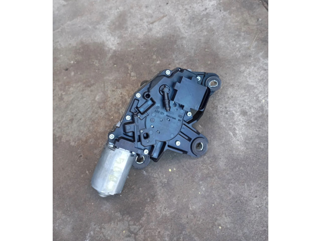 Моторчик заднего дворника 1T0955711C, 0390201598 Volkswagen Caddy