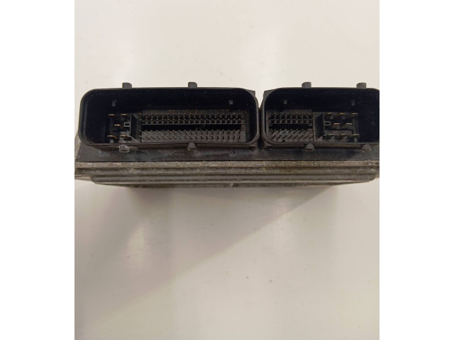 Блок управления двигателя 06A906033K, 5WP4003904   Skoda Octavia Mk1 (1U)