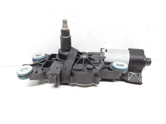 Моторчик заднего дворника 30663891 Volvo V70