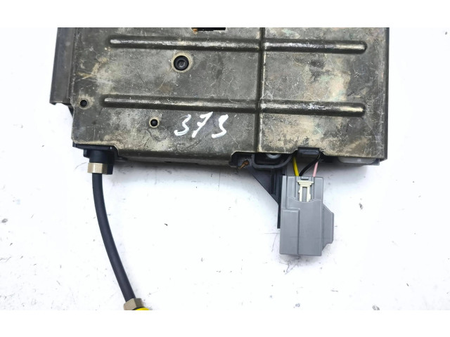 Zámek zadních dveří 30753971 Volvo XC90 2004