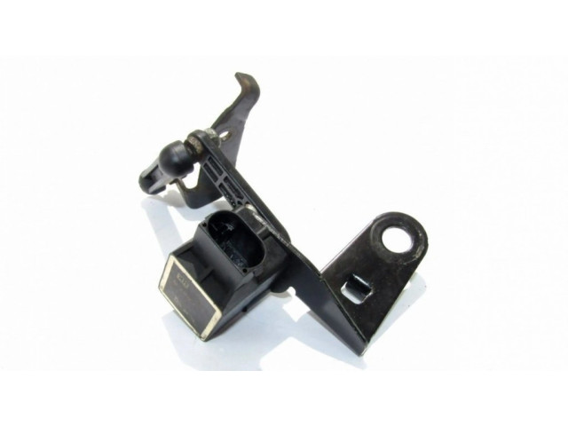 Передний рычаг датчика высоты