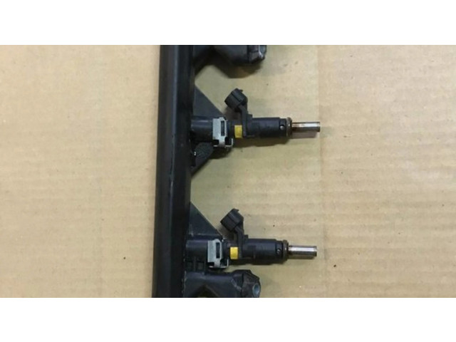 Vstřikovací lišta 7575646, 2610092379 Mini One - Cooper Clubman R55 pro benzínový motor 1.4