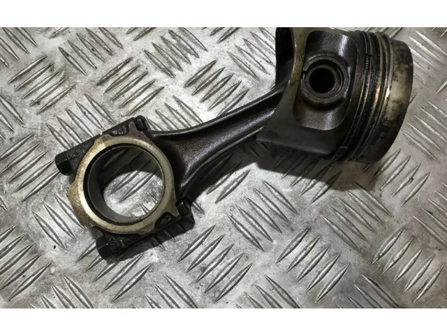 Поршень с шатуном 075193, 075193 Volkswagen Golf II