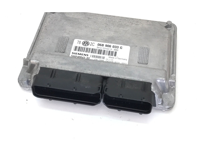 Řídící jednotka 06B906033G, 5WP4004302 Volkswagen PASSAT B5 1998