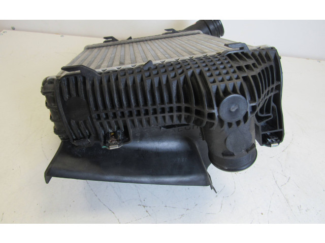 Интеркулер 95B145804B Porsche Macan (95B)