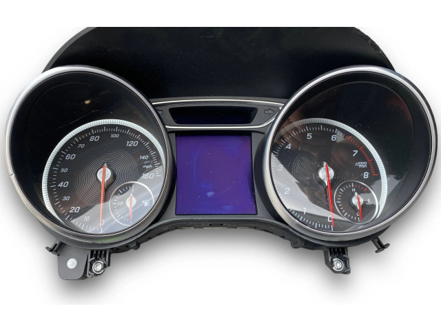 Přístrojová deska Mercedes-Benz GLA W156 2013 A1569009003