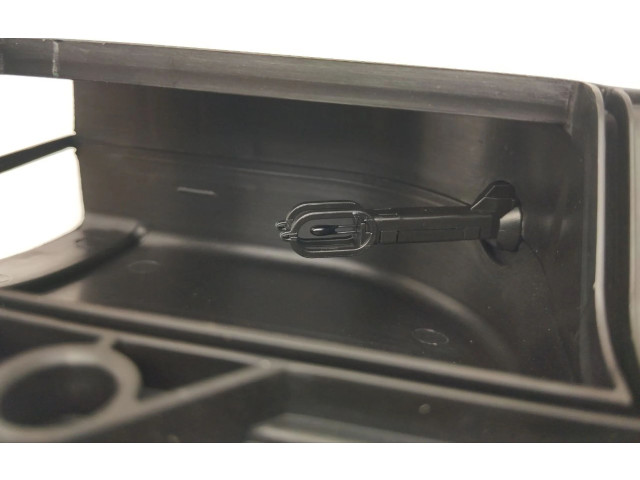 Блок управления климат-контролем 670296462, R493 Maserati MC20