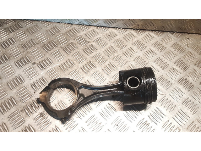 Píst 8340F Mercedes-Benz GL X164 pro naftový motor 3.0 OM 642.940