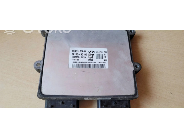 Řídící jednotka 391063C100, 11875081 Hyundai Genesis 2009