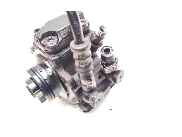 Топливный насос       Opel Combo C  2001 - 2011 года   