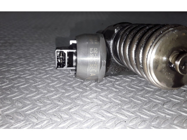 Форсунка 038130073AQ Audi A3 S3 8L -