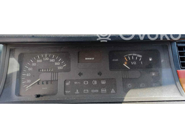 Přístrojová deska Renault Express 1995 09041409900