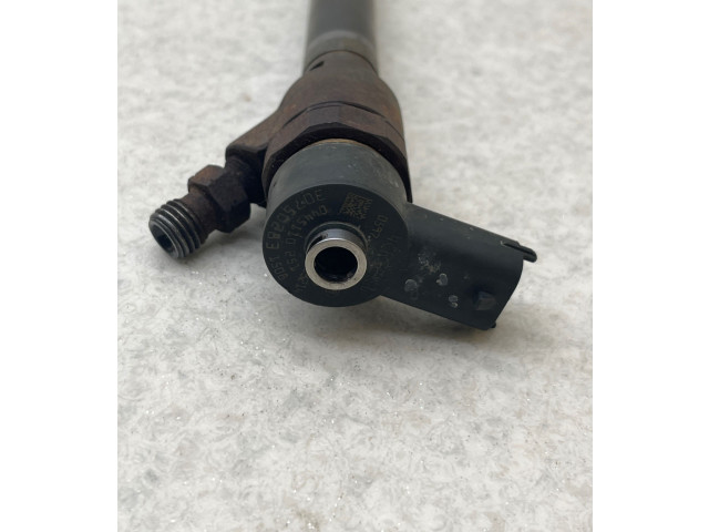 Форсунка 0445110251, 30750283    Volvo V70   