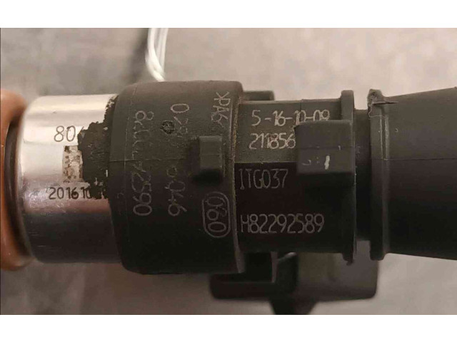 Vstřikovač 7701061008   Renault Sandero I     