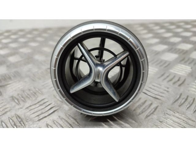 Боковая воздушная решётка