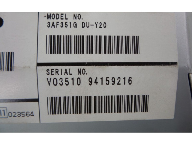 Дисплей       Volvo V70