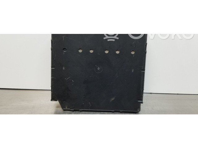 Блок комфорта 5K0937086AA Volkswagen Caddy