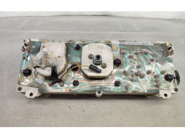 Přístrojová deska Nissan Patrol Y60 1998