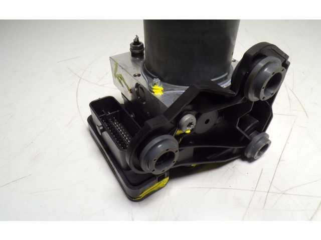 Блок АБС 1K0907379K, 00005305D2 Audi A3 S3 8P 2003 - 2012 года