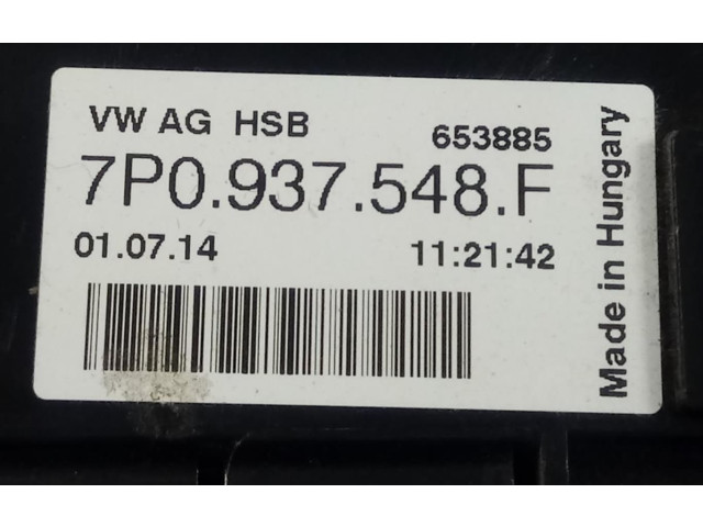 Pojistková skříňka 7P0937548F Volkswagen Touareg II 2014