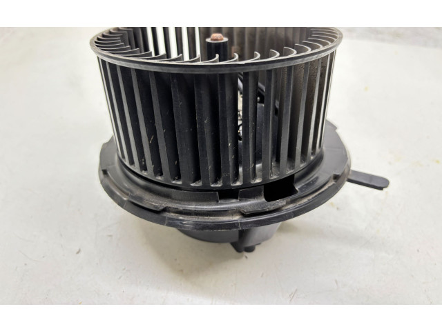 Вентилятор печки Volkswagen Touran I