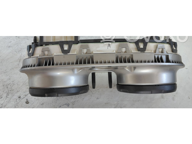 Přístrojová deska Nissan Qashqai 2007 JD07B