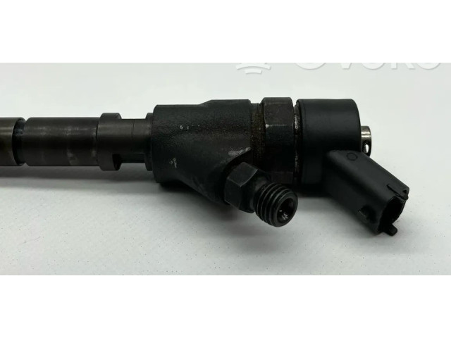 Форсунка 0445110, 044    Peugeot 406   