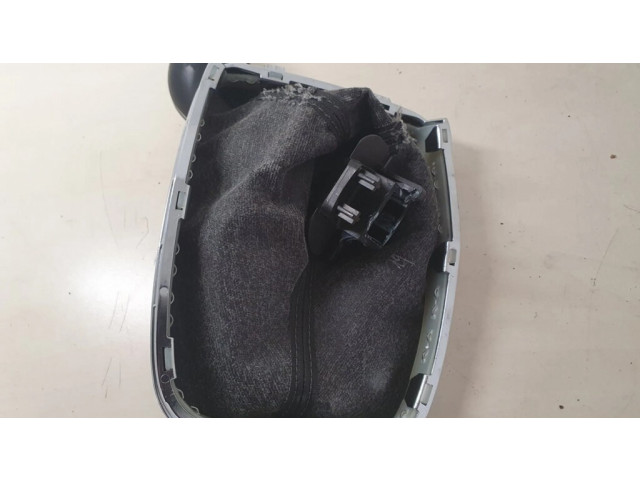 Отделка рычага переключения передач (кожа, головка)