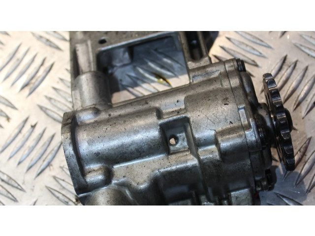 Масляный насос 2247212 BMW 5 E39 3.0