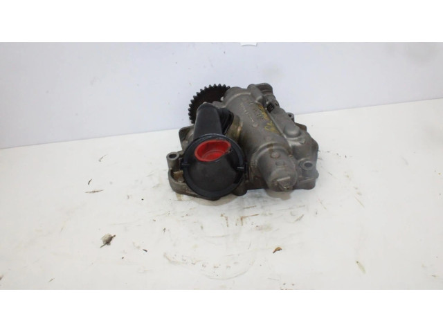 Čerpadlo oleje 04E115109E Volkswagen PASSAT