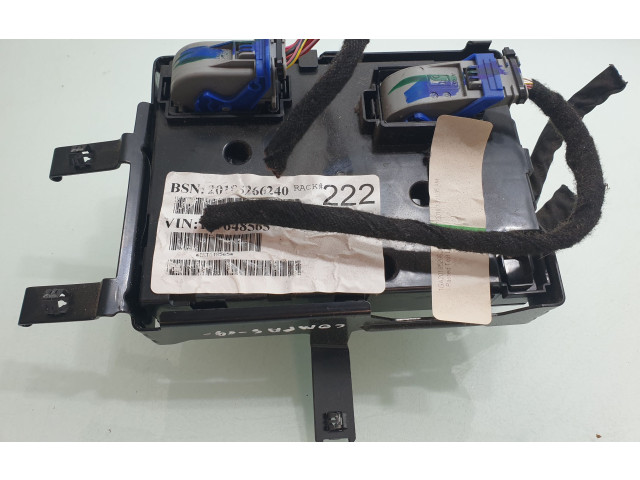 Блок предохранителей P68409791AC Jeep Compass