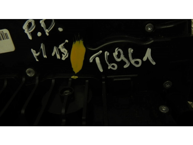 Zámek zadních dveří A2317602040, T6961 Mercedes-Benz SL R231 2013