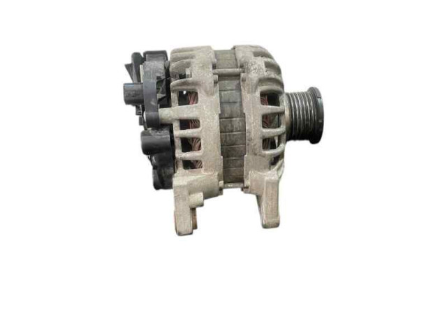 Генератор 231002854R Dacia Sandero