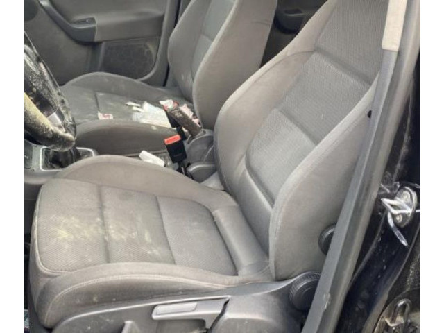 Зеркало электрическое Volkswagen Golf Plus 2005 - 2013 года