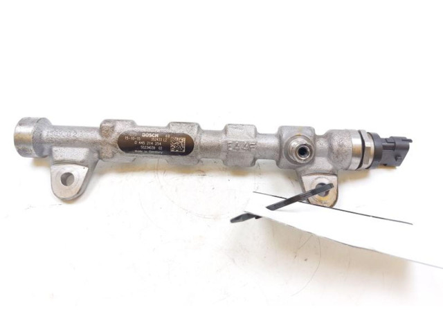 Vstřikovací lišta 0445214254 Suzuki Vitara (LY) D16AA