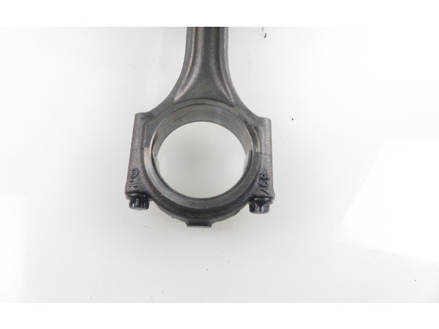 Поршень с шатуном 4HN Mitsubishi Outlander