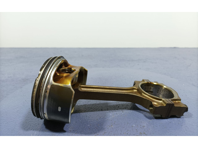 Píst Chevrolet Captiva