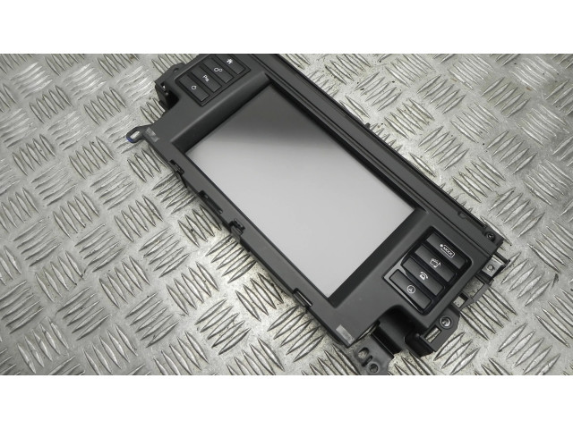 Радио/ проигрыватель CD/DVD / навигация