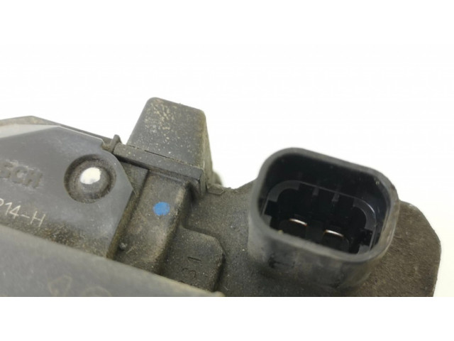 Генератор 13229985, 0124425050 Opel Zafira B 1.6