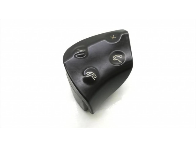 Кнопки рулевого колеса