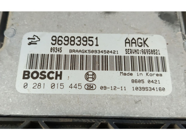 Блок управления двигателя 96983951, 0281015445   Chevrolet Cruze