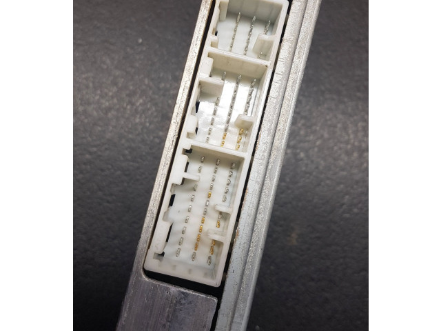 Блок управления Mazda Premacy